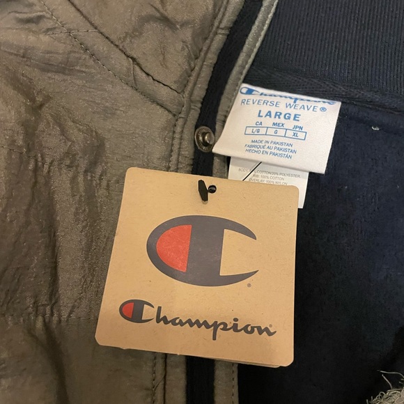 Champion UIUC Sweatshirt NWT - Picture 9 of 9